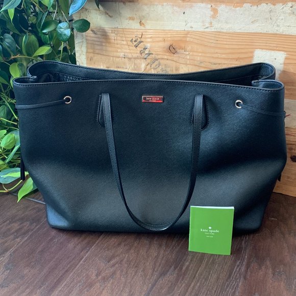 Gently Worn Beautiful Authentic Kate Spade New York Laurel Way Ari Tote in Black - Picture 2 of 15